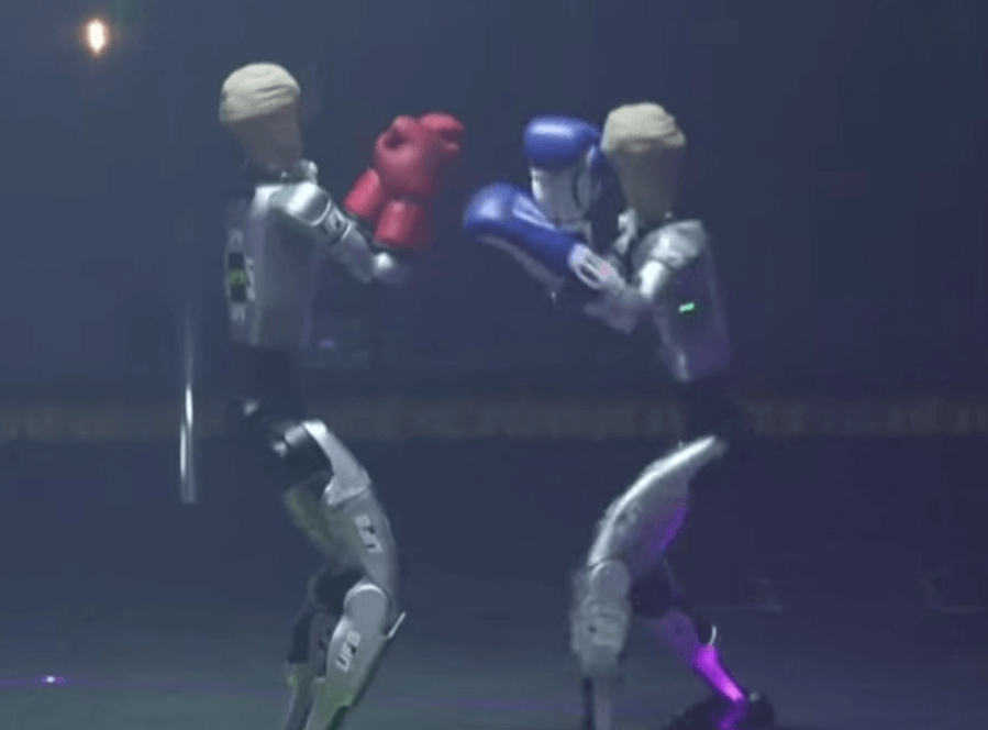 《铁甲钢拳》成现实：人形机器人在全球顶级科技盛会上演格斗大战